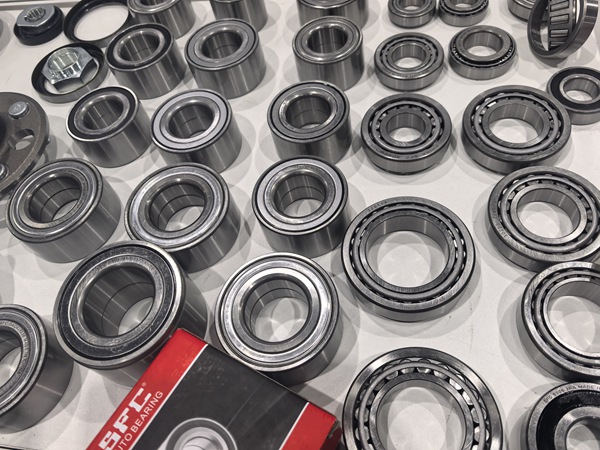 China Auto Wheel Hub Bearing DAC45680045 DAC488942/44 China Auto Wheel Hub Bearing DAC45680045 DAC488942/44