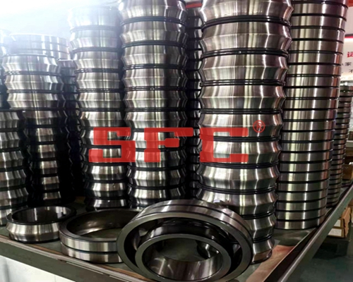 Bantalan Rol Bulat 22313CA/W33 Spherical Roller Bearing 22313CA/W33