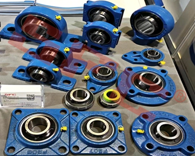 Pillow Block Ball Bearing UCF209-28 Pillow Block Ball Bearing UCF209-28