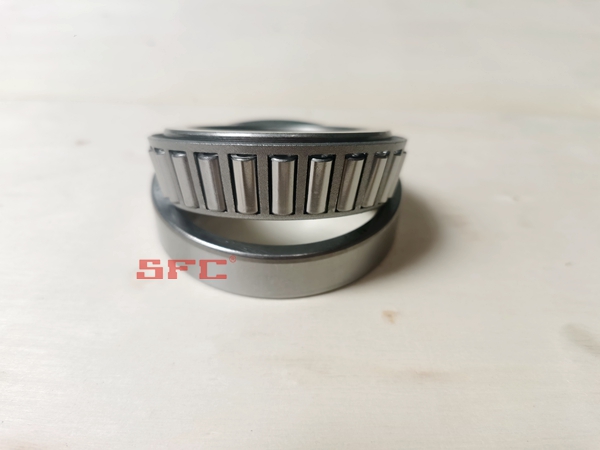 LM67048/LM67010 Tapered Roller Bearing