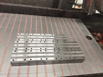 Bloco guia linear HGW45HC Bloco guia linear HGW45HC